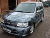  - Nissan Cube az10